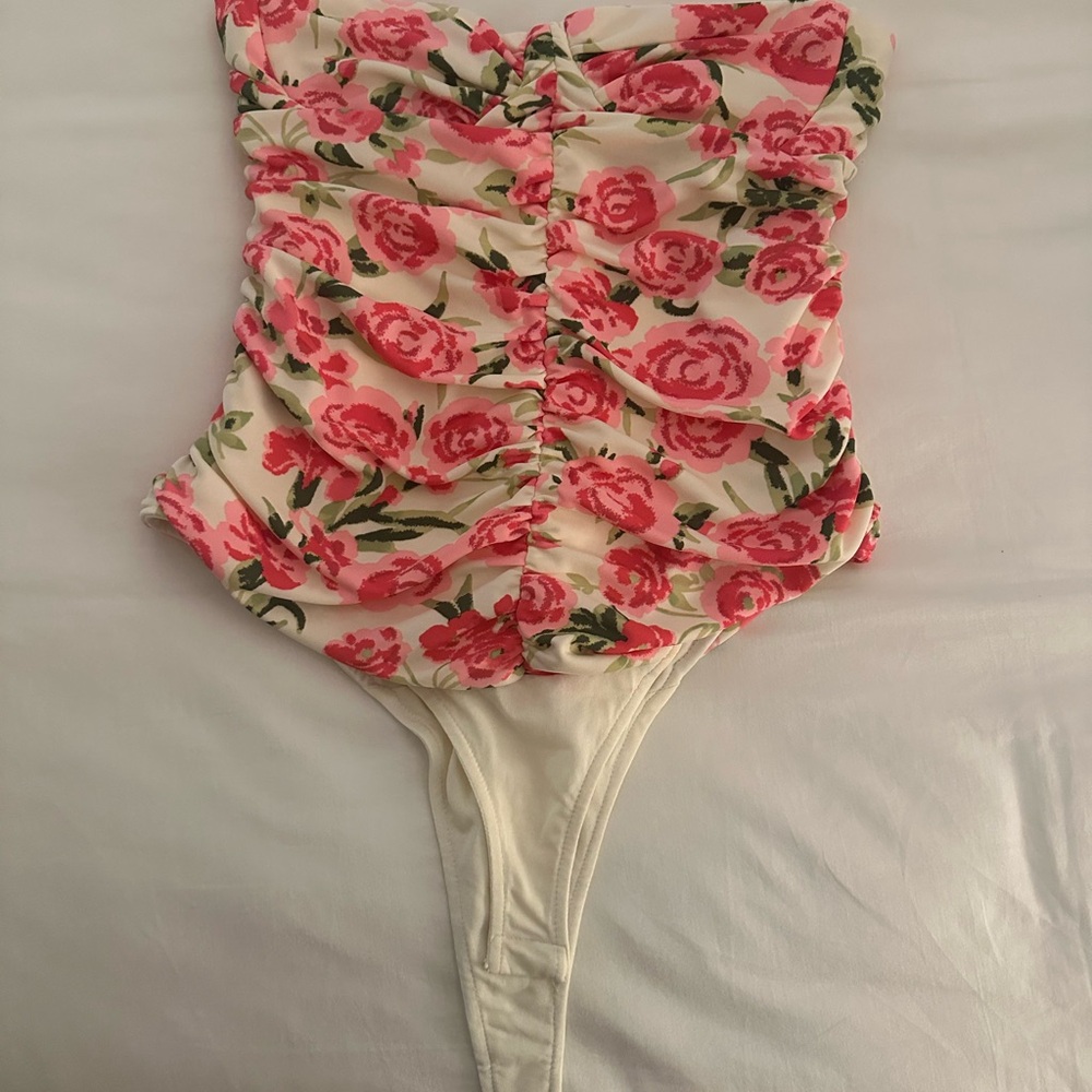 Zara Cream and Pink Floral Bodysuit